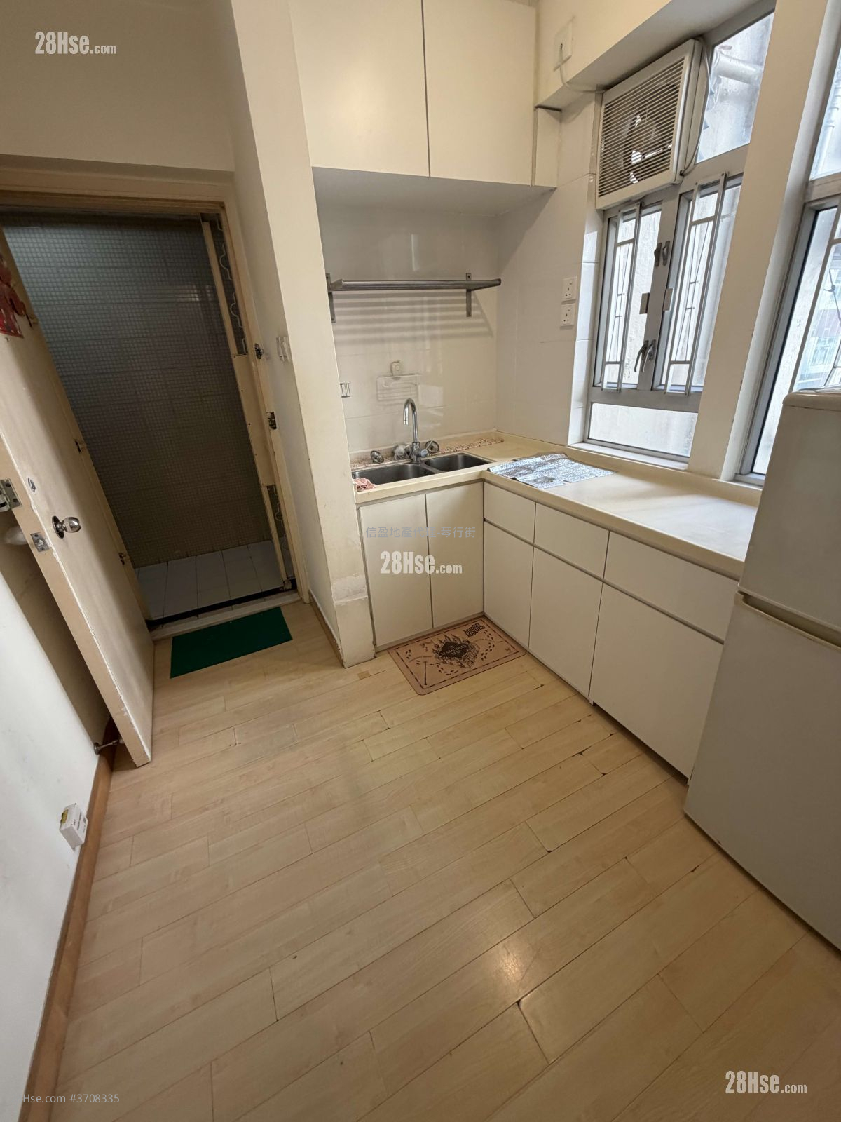 兆華大廈 售盤 1 房 , 1 浴室 271 平方呎