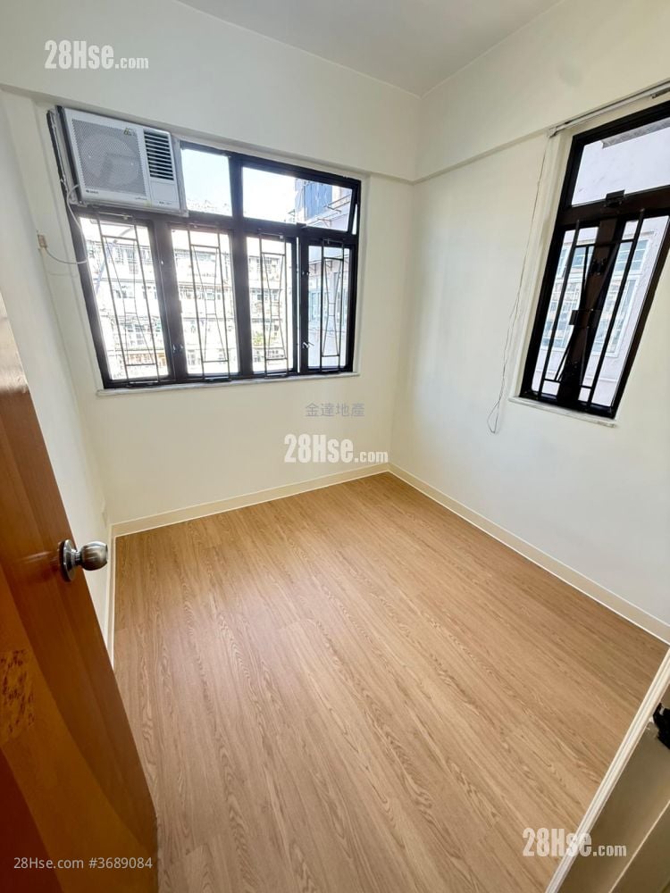 龙德大厦 租盘 2 房 , 1 浴室 399 平方尺