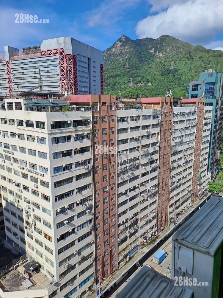 Winfield Industrial Building Rental 220 ft²