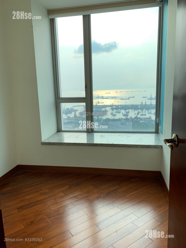 The Coronation Sell 3 Bedrooms , 2 Bathrooms 958 ft²