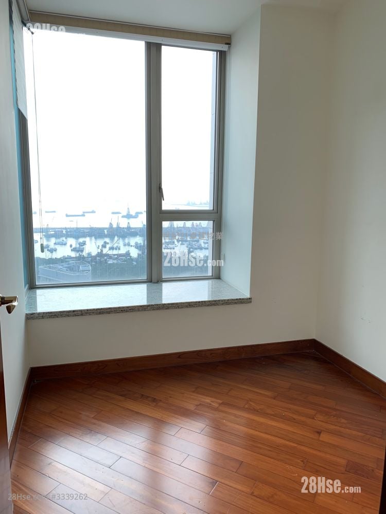 The Coronation Sell 3 Bedrooms , 2 Bathrooms 958 ft²