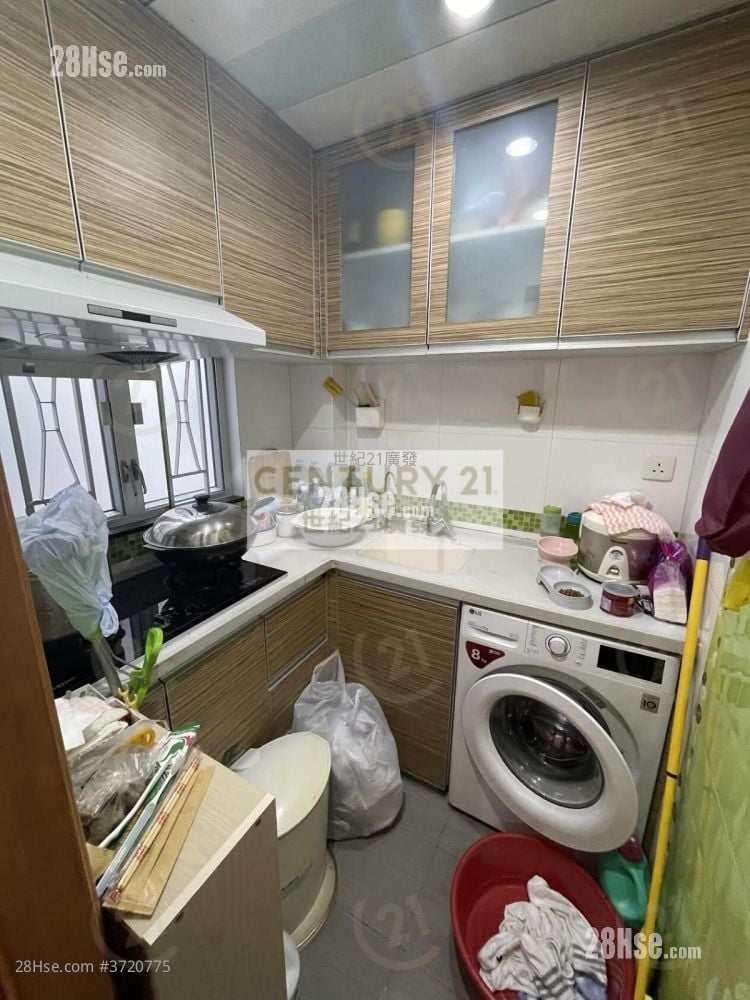 单幢楼房 售盘 3 房 , 1 浴室 389 平方尺