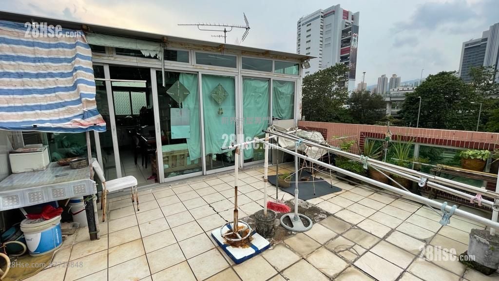 村屋 售盤 3 房 700 平方呎