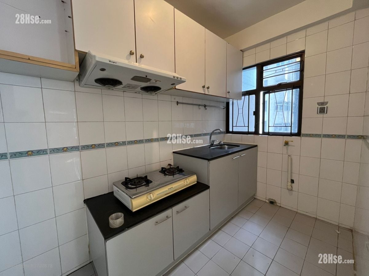 Kwong Fung Terrace Rental 2 Bedrooms , 1 Bathroom 465 ft²