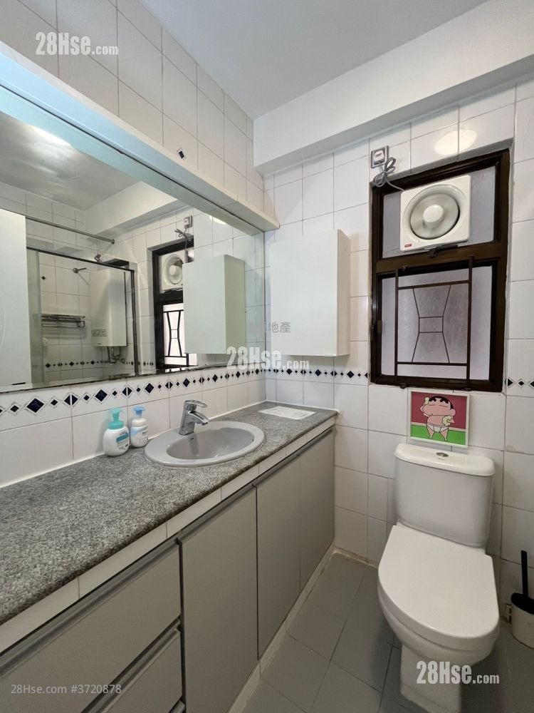 Kwong Fung Terrace Rental 2 Bedrooms , 1 Bathroom 465 ft²