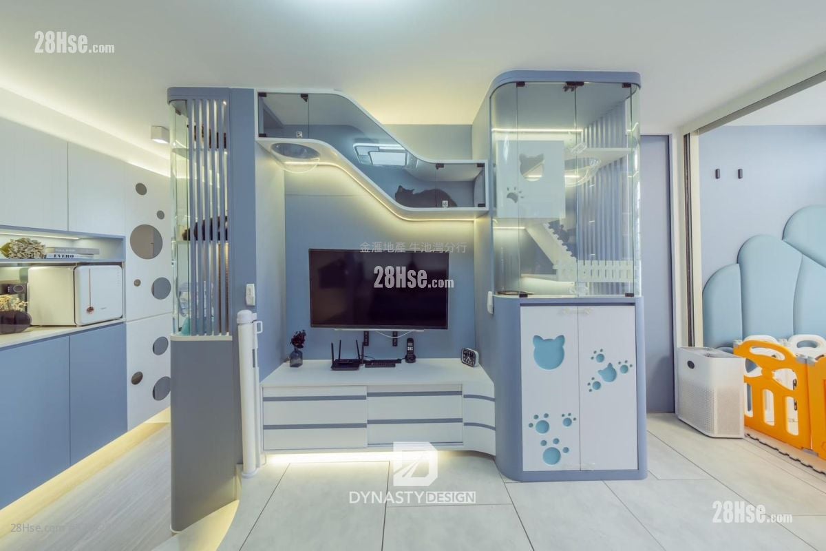 Choi Hing Court Sell 1 Bathroom 452 ft²