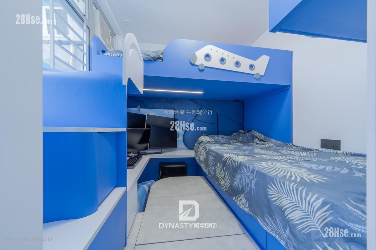 Choi Hing Court Sell 1 Bathroom 452 ft²