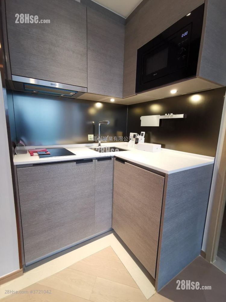 Upper East Sell 2 Bedrooms , 1 Bathroom 352 ft²