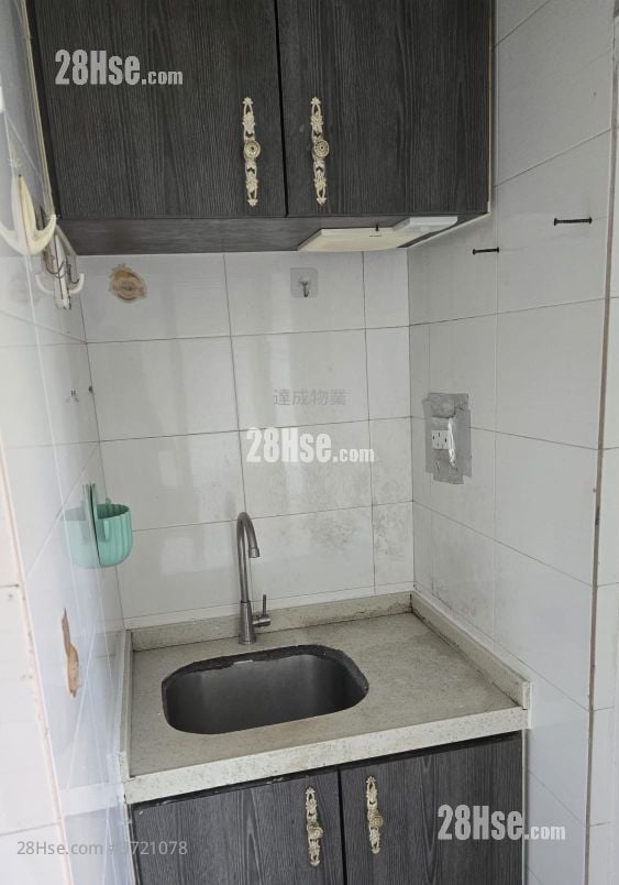 Skyway Mansion Rental 1 Bedroom , 1 Bathroom 140 ft²