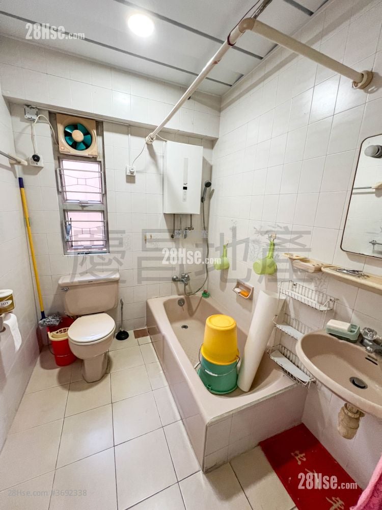 寶馬臺 租盤 2 房 , 1 浴室 718 平方呎