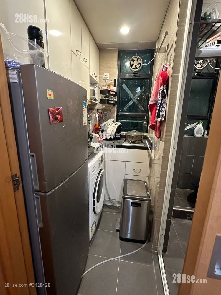 Millennium Court Sell 1 Bedroom , 1 Bathroom 253 ft²