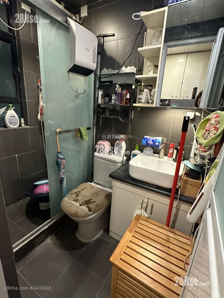 Millennium Court Sell 1 Bedroom , 1 Bathroom 253 ft²