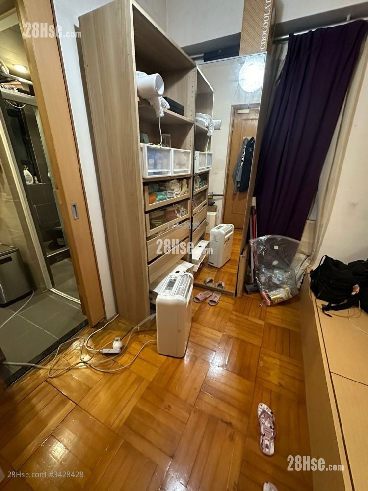 Millennium Court Sell 1 Bedroom , 1 Bathroom 253 ft²