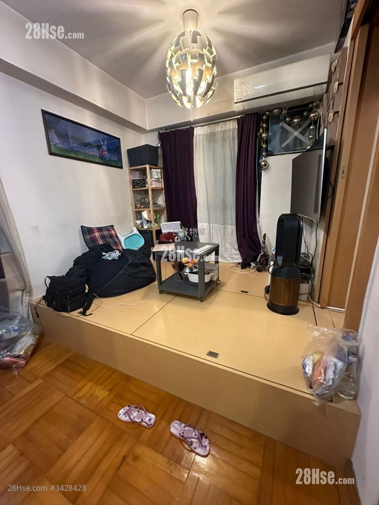 Millennium Court Sell 1 Bedroom , 1 Bathroom 253 ft²