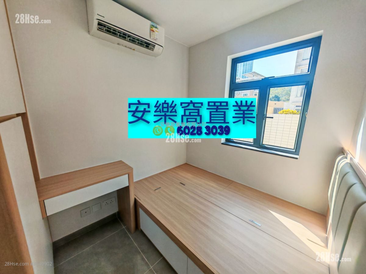 Village Sell 3 Bedrooms , 2 Bathrooms 650 ft²