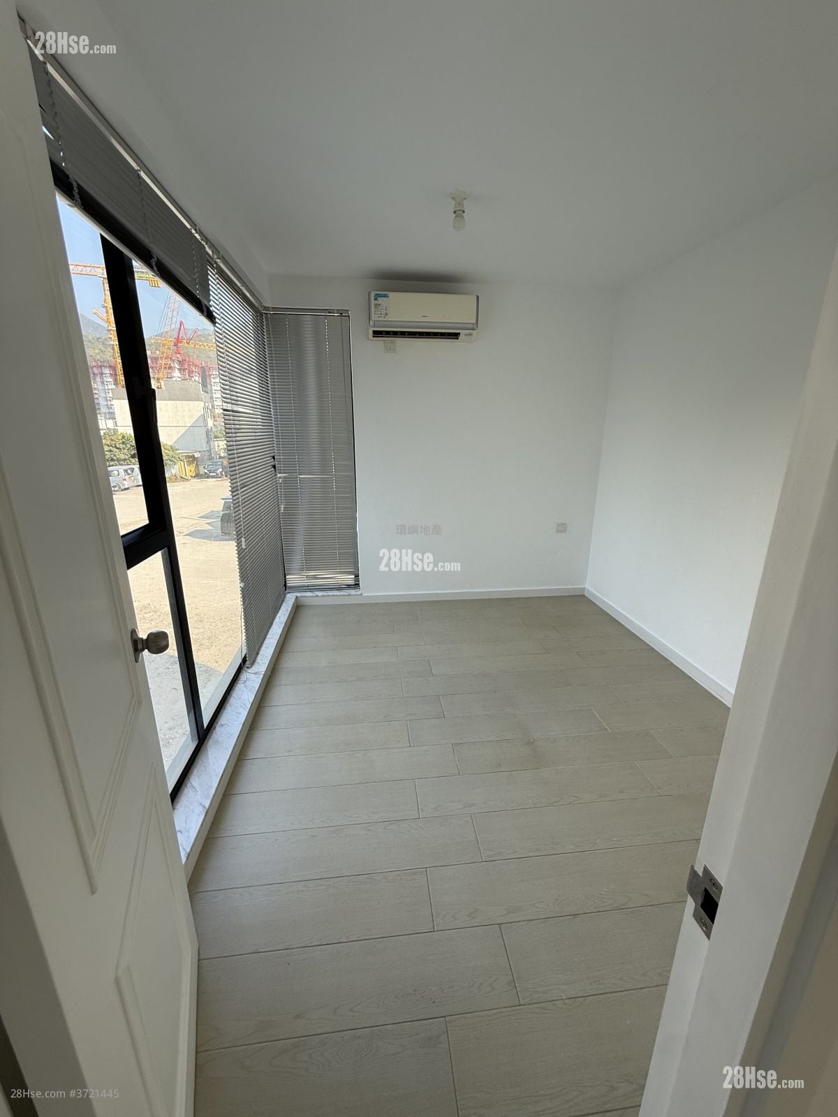 石榴布村 租盘 2 房 , 1 浴室 570 平方尺