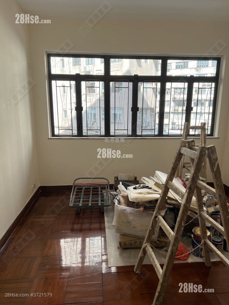 崇寧大廈 售盤 3 房 , 2 浴室 942 平方呎