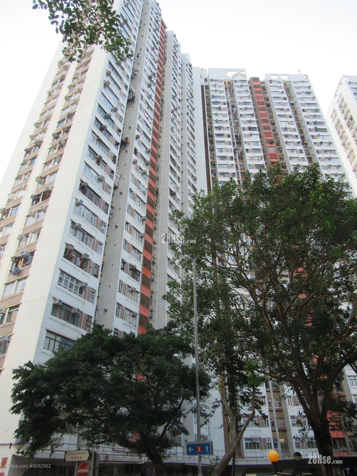 利东邨 售盘 2 房 381 平方尺