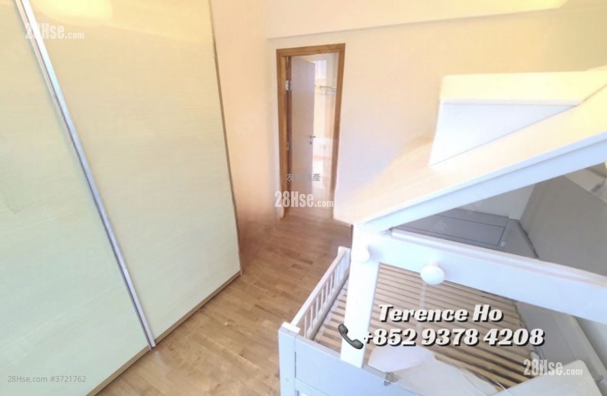 The Ultimate Rental 4 Bedrooms , 3 Bathrooms 1,860 ft²