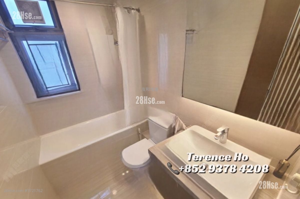 The Ultimate Rental 4 Bedrooms , 3 Bathrooms 1,860 ft²