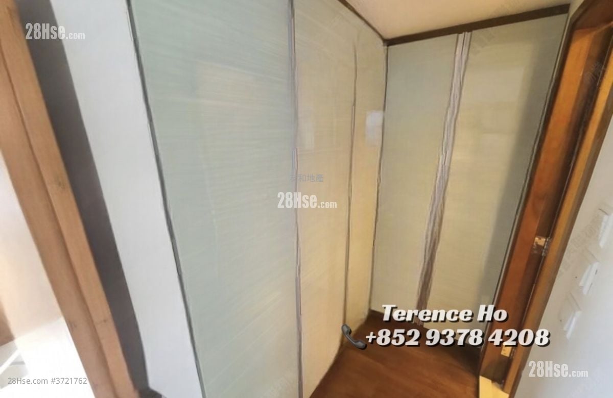 The Ultimate Rental 4 Bedrooms , 3 Bathrooms 1,860 ft²