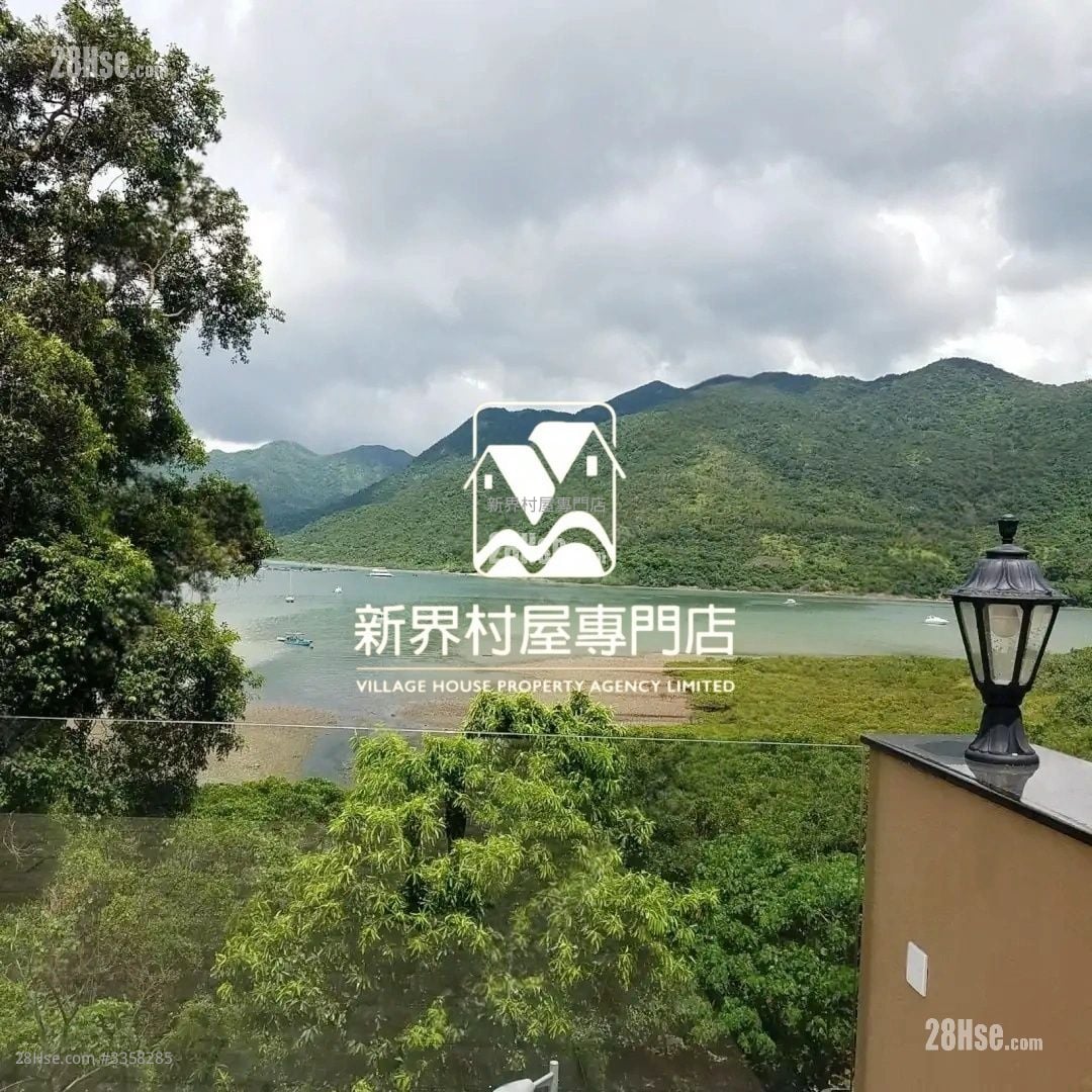 村屋 售盤 4 房 , 4 浴室 1,800 平方呎