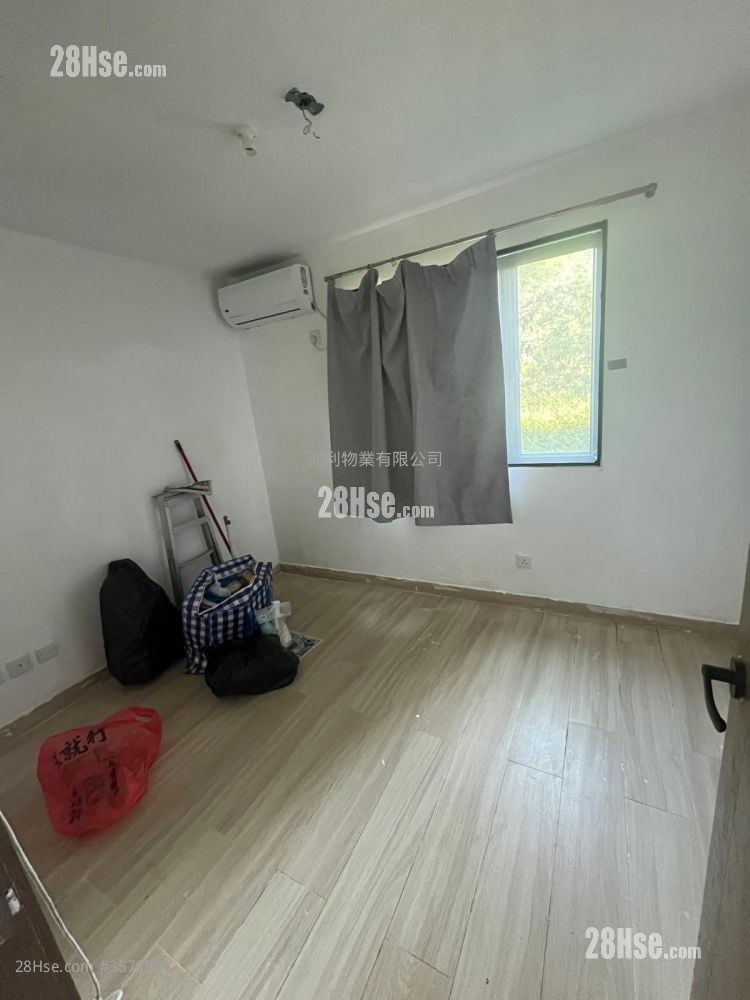 村屋 租盘 3 房 , 1 浴室 630 平方尺