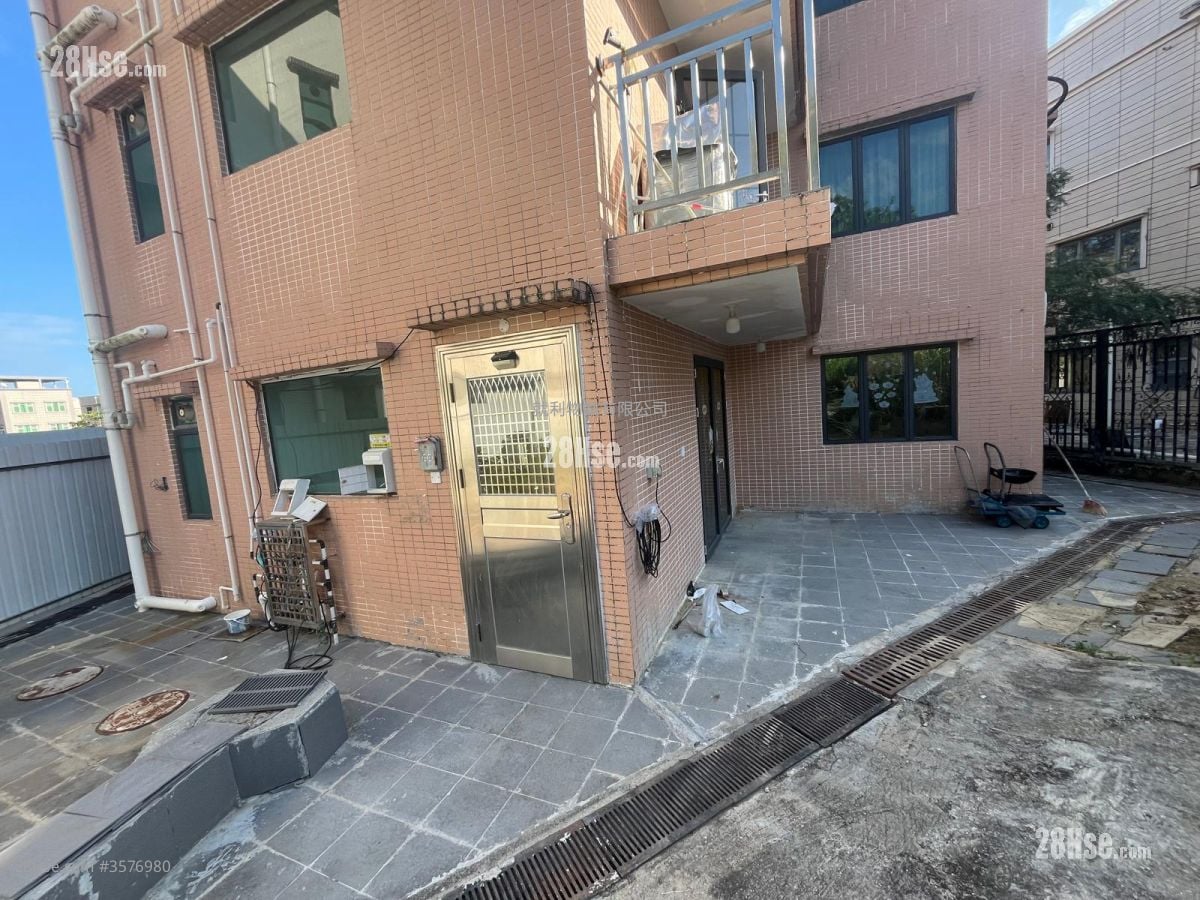 村屋 租盘 3 房 , 1 浴室 630 平方尺