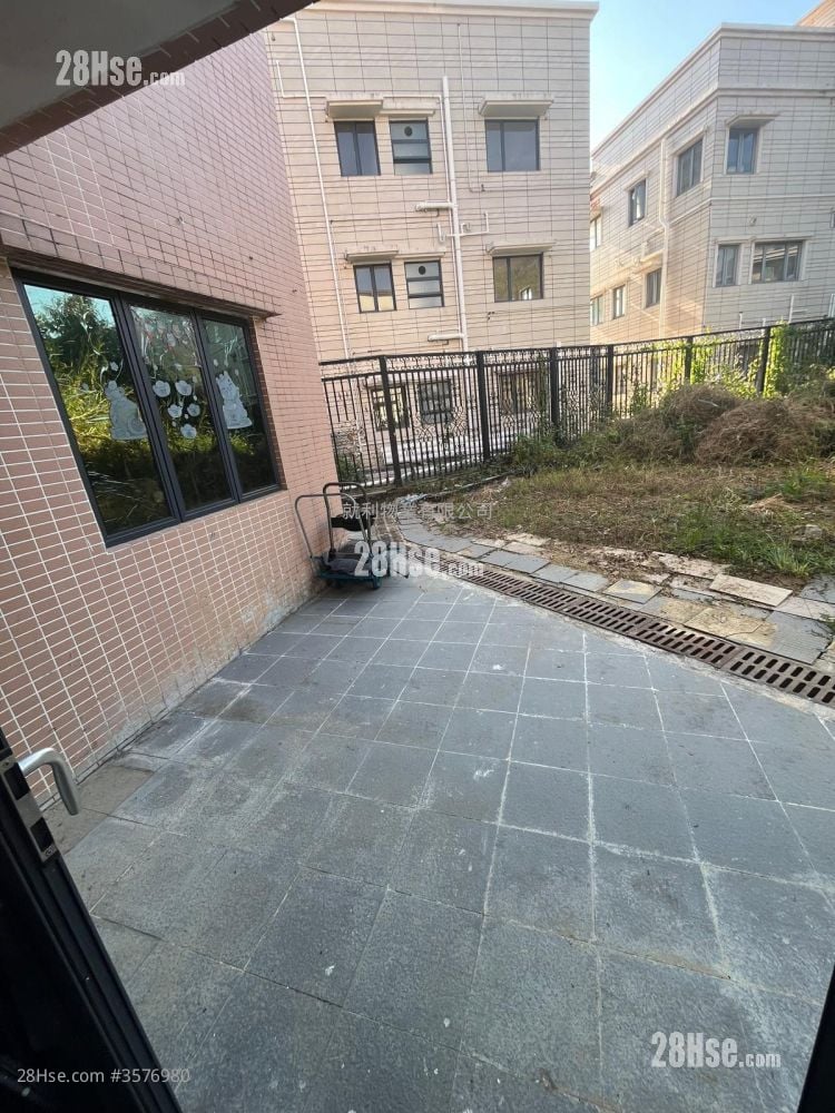 村屋 租盘 3 房 , 1 浴室 630 平方尺