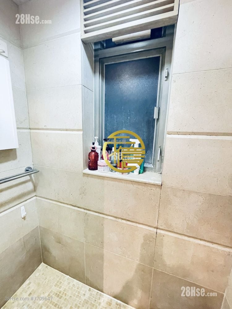 柏丰28 售盘 2 房 , 1 浴室 453 平方尺