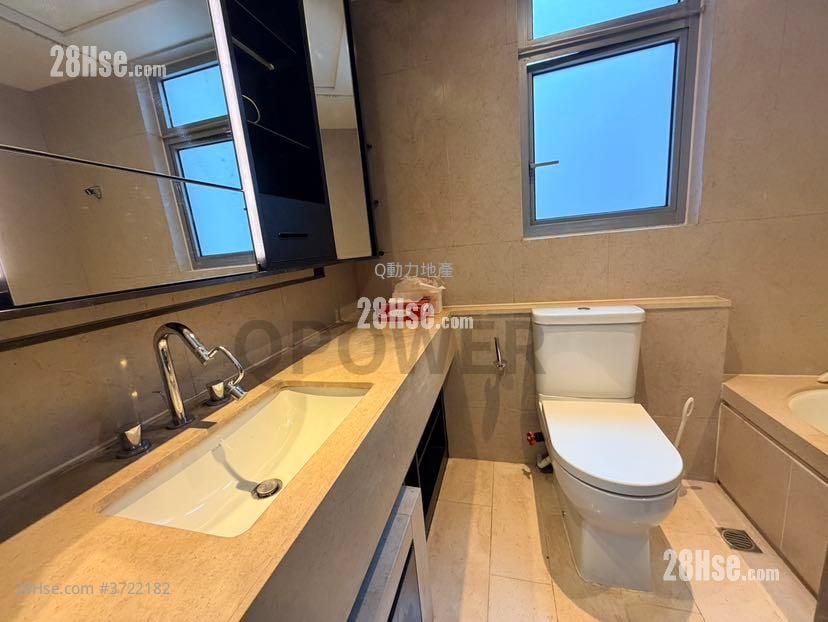 傲泷 租盘 3 房 , 2 浴室 906 平方尺