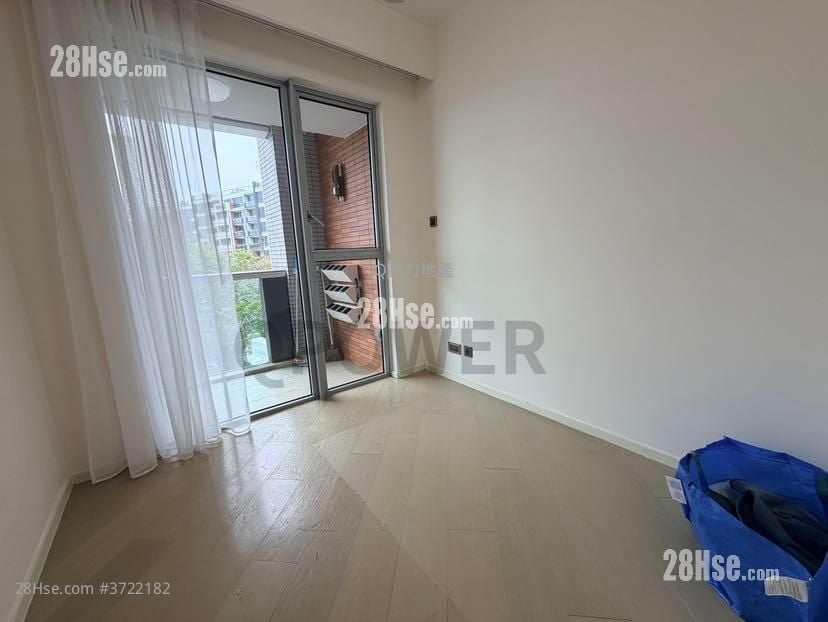 傲泷 租盘 3 房 , 2 浴室 906 平方尺