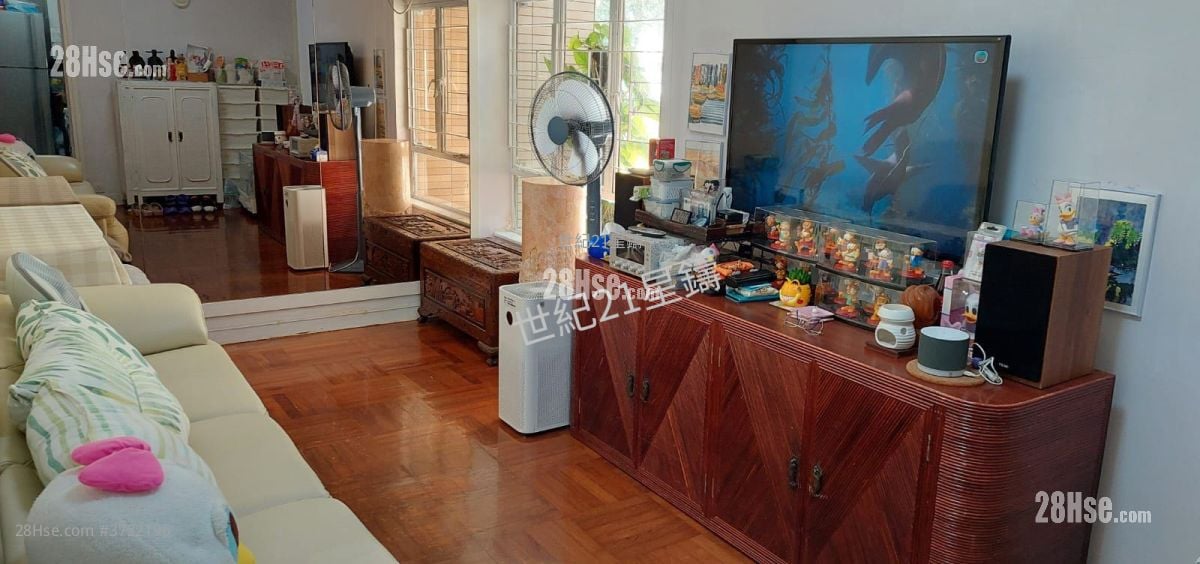 Chi Fu Fa Yuen Sell 2 Bedrooms , 1 Bathroom 439 ft²