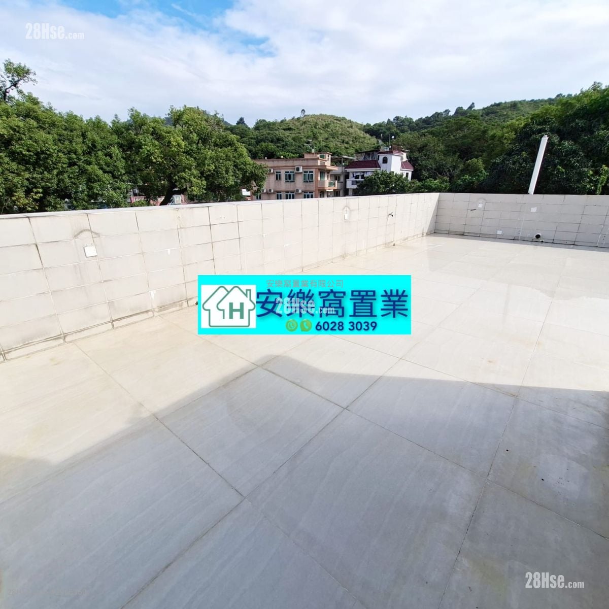 村屋 售盤 3 房 700 平方呎