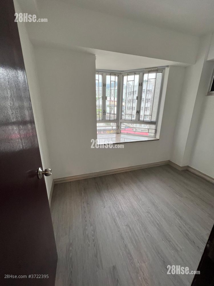 金禧花园 售盘 2 房 , 1 浴室 340 平方尺