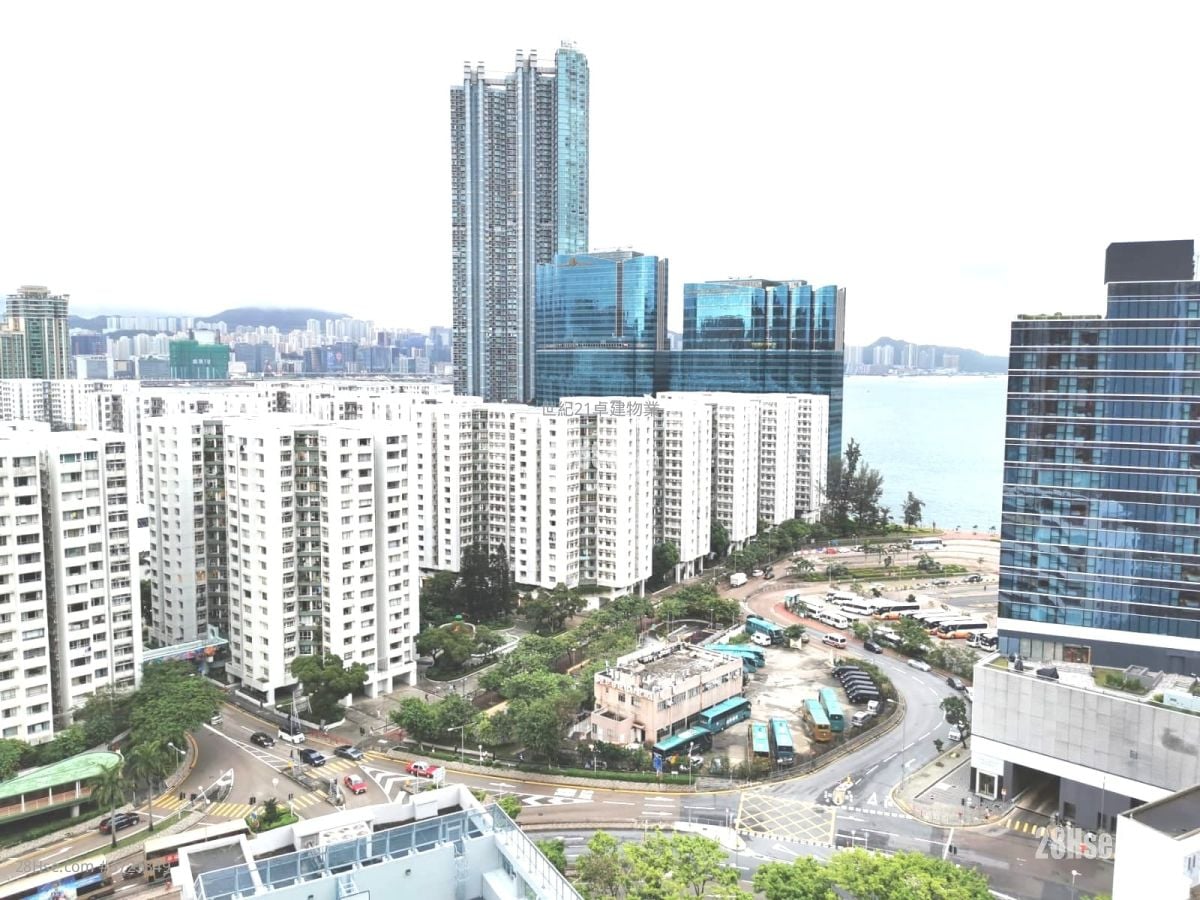 维港星岸 售盘 3 房 , 2 浴室 731 平方尺