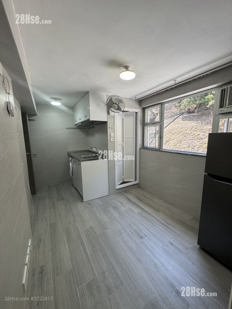 廳: 深井村 租盤 1 房 , 1 浴室 160 平方呎