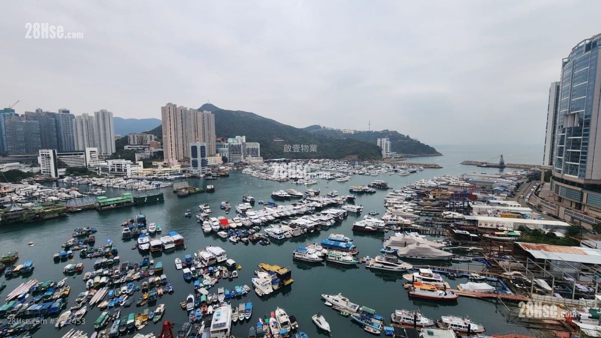 南区左岸 售盘 4 房 , 3 浴室 1,787 平方尺