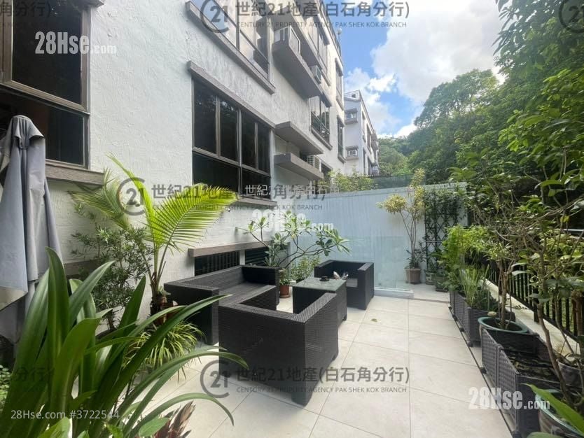 新翠山庄 售盘 2 房 , 2 浴室 916 平方尺