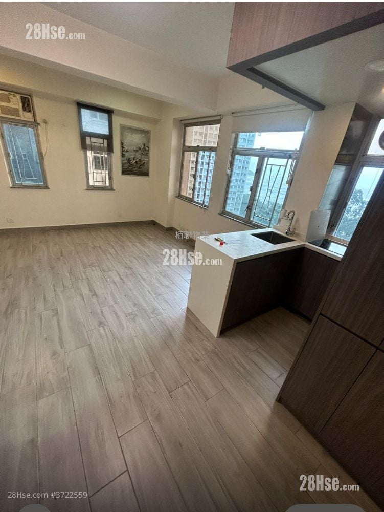 Nan Hai Mansion Sell 2 Bedrooms , 1 Bathroom 306 ft²