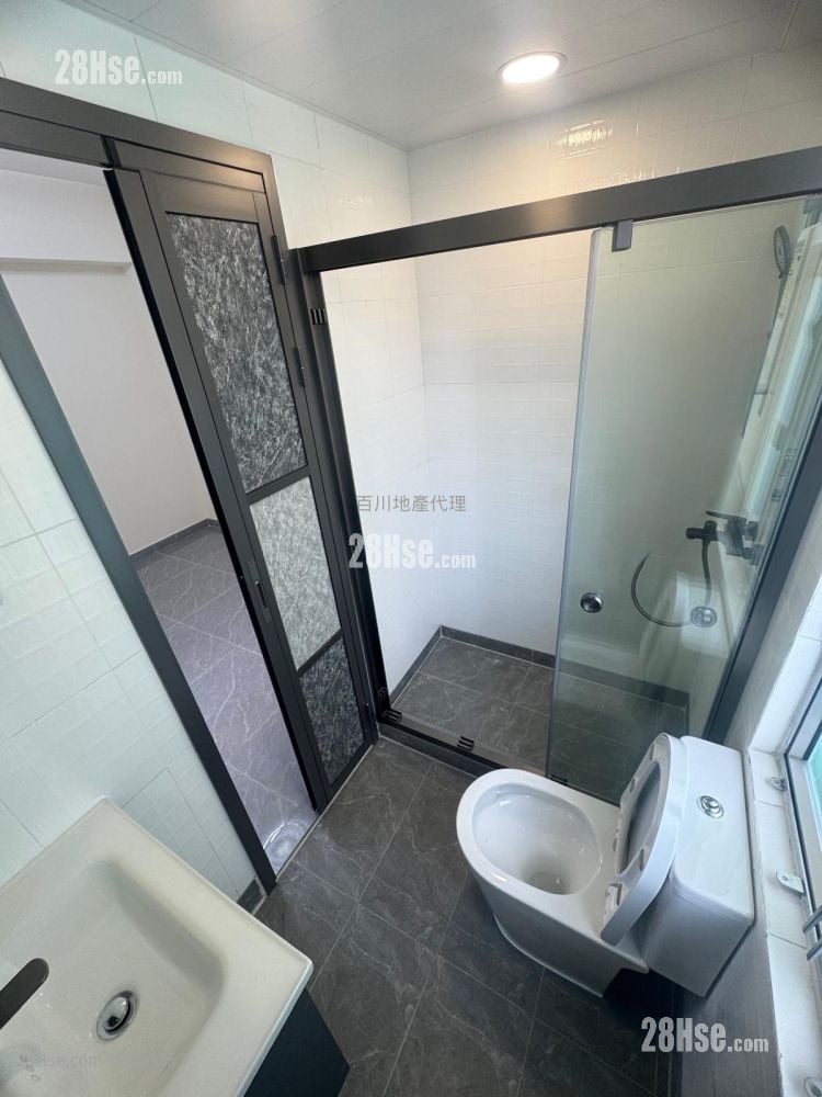 金马大厦 售盘 2 房 , 1 浴室 296 平方尺