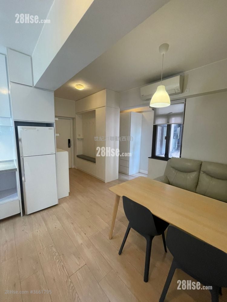 Welland Building Sell 2 Bedrooms , 1 Bathroom 425 ft²