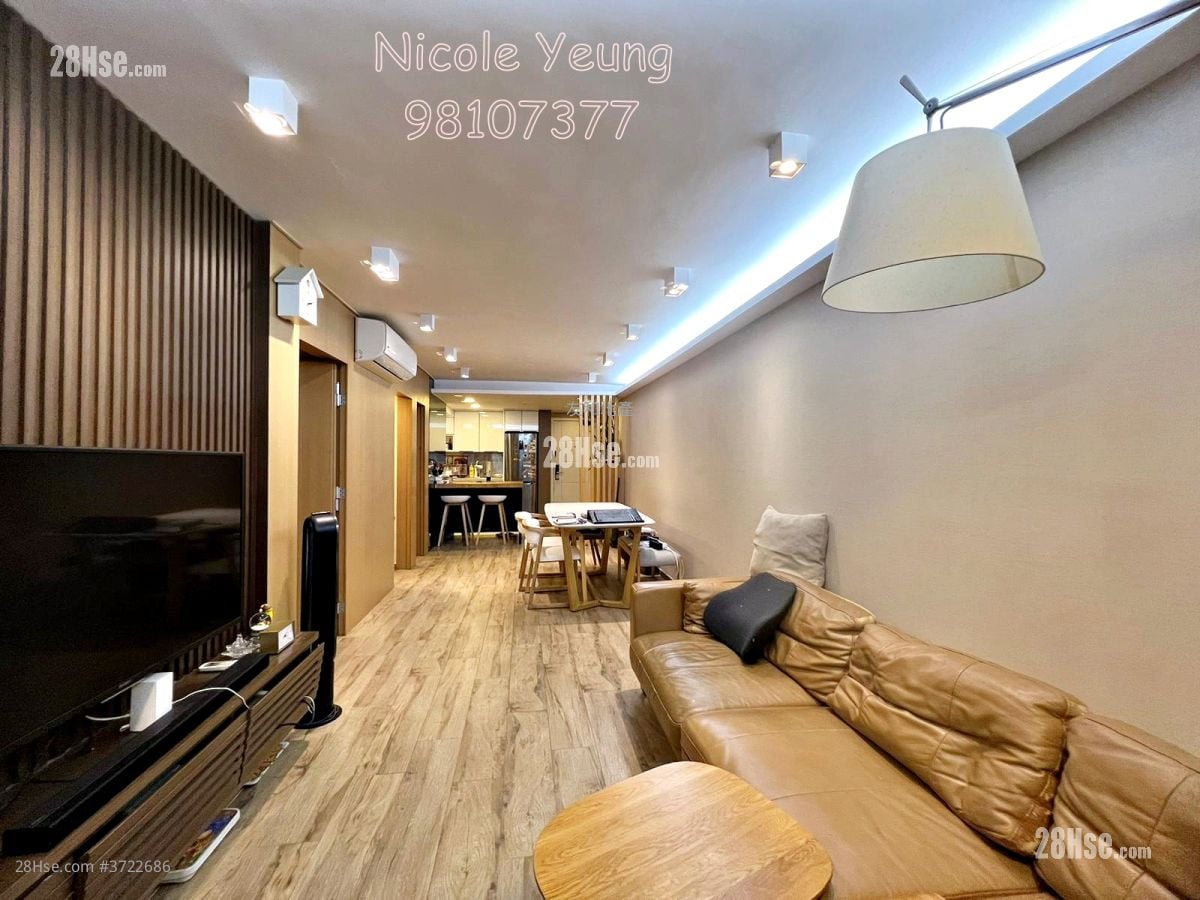 金翠苑 售盤 2 房 , 2 浴室 653 平方呎