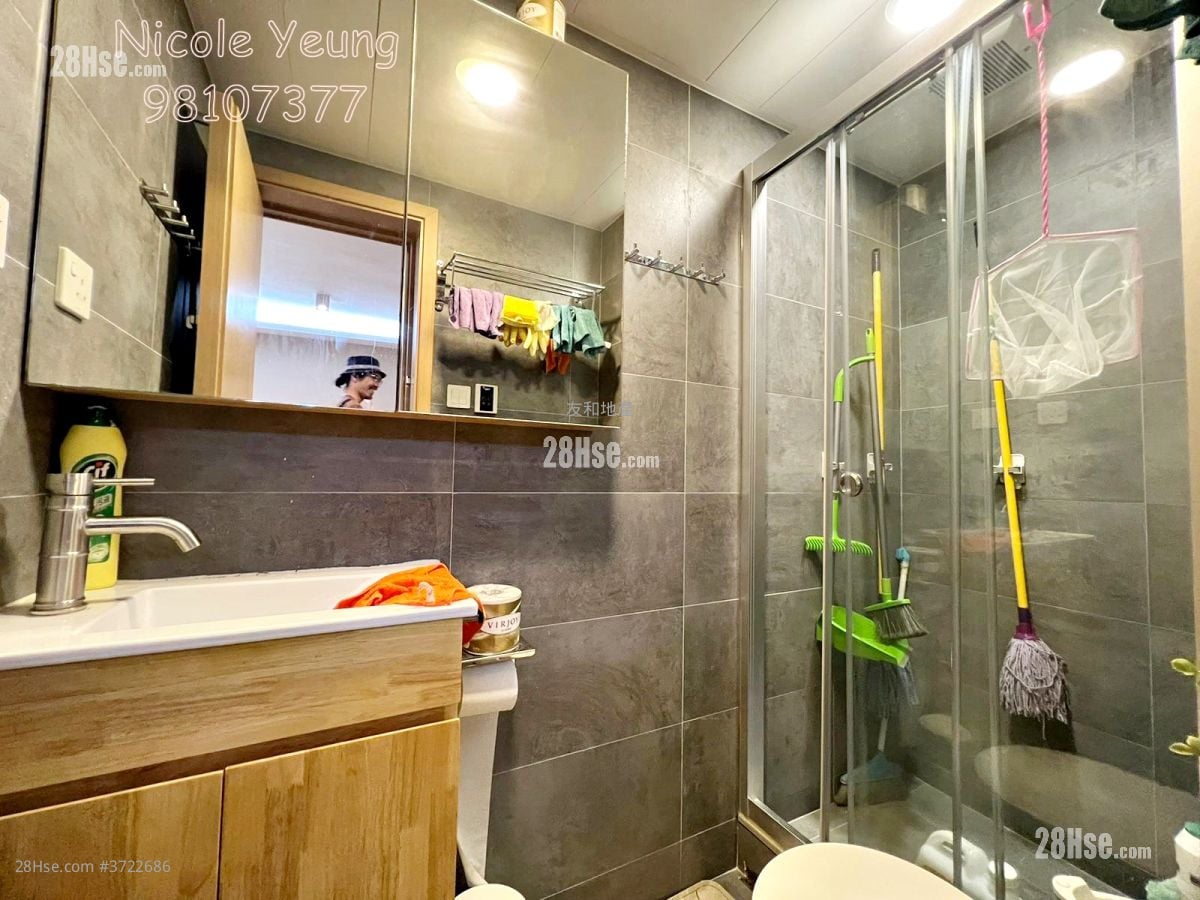 金翠苑 售盤 2 房 , 2 浴室 653 平方呎