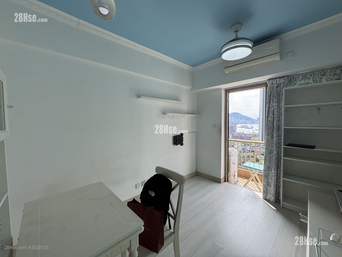 The Prominence Sell 1 Bedroom , 1 Bathroom 335 ft²