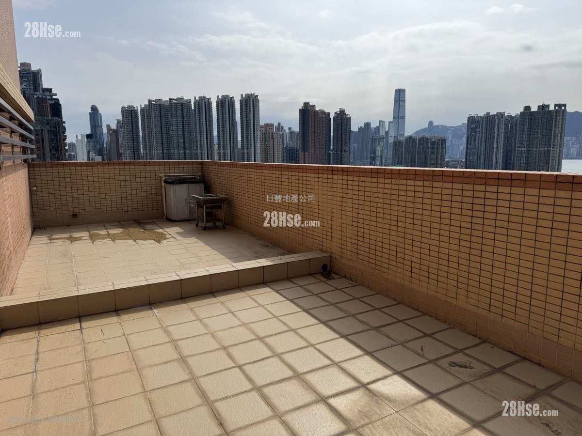 The Prominence Sell 1 Bedroom , 1 Bathroom 335 ft²