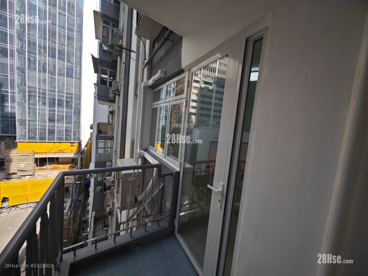 Paterson Building Sell 3 Bedrooms , 2 Bathrooms 817 ft²