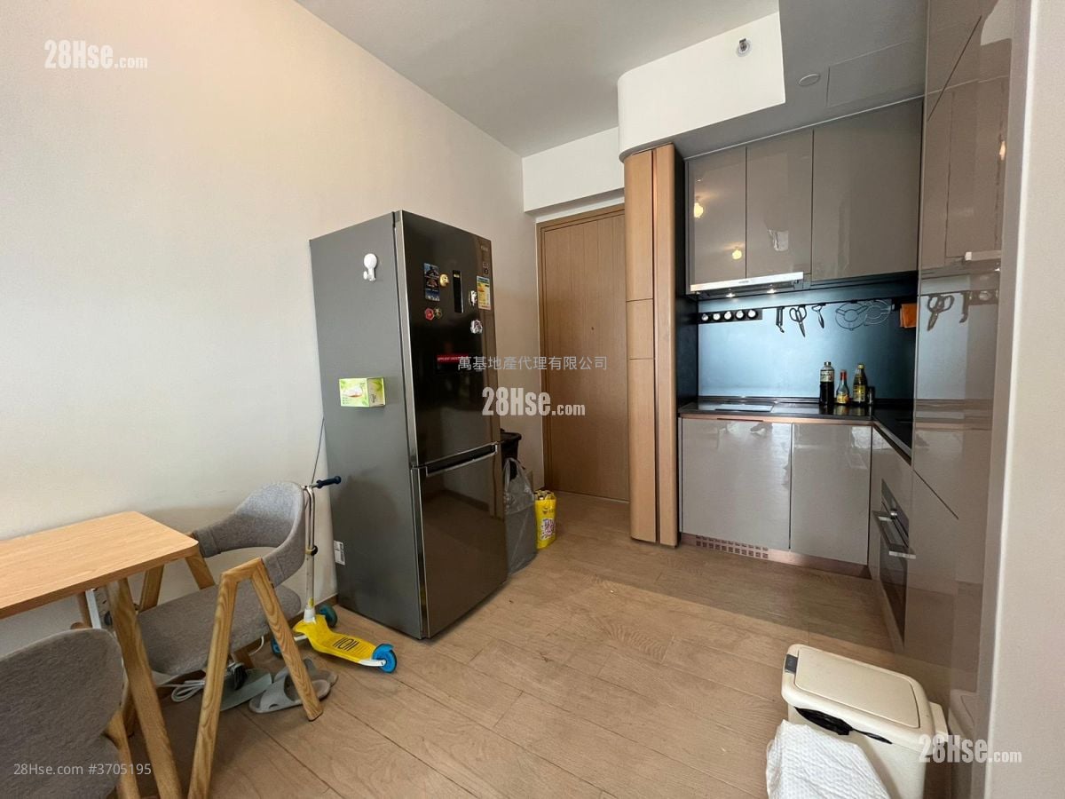 瑜悦 租盘 1 房 , 1 浴室 350 平方尺