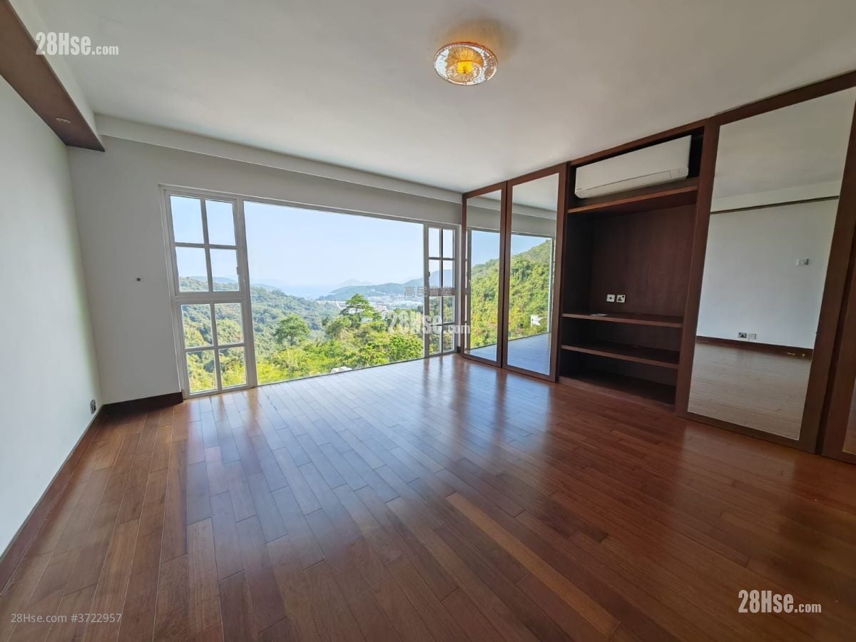 村屋 售盘 4 房 , 3 浴室 2,100 平方尺