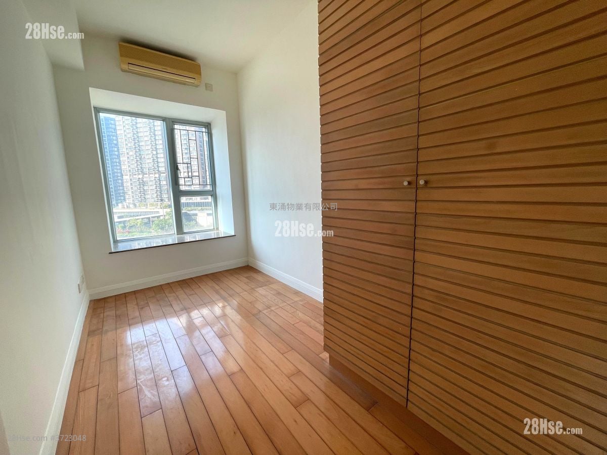 映湾园 售盘 3 房 , 2 浴室 956 平方尺